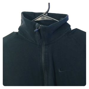 Nike DRI-FIT Women’s sweatshirt